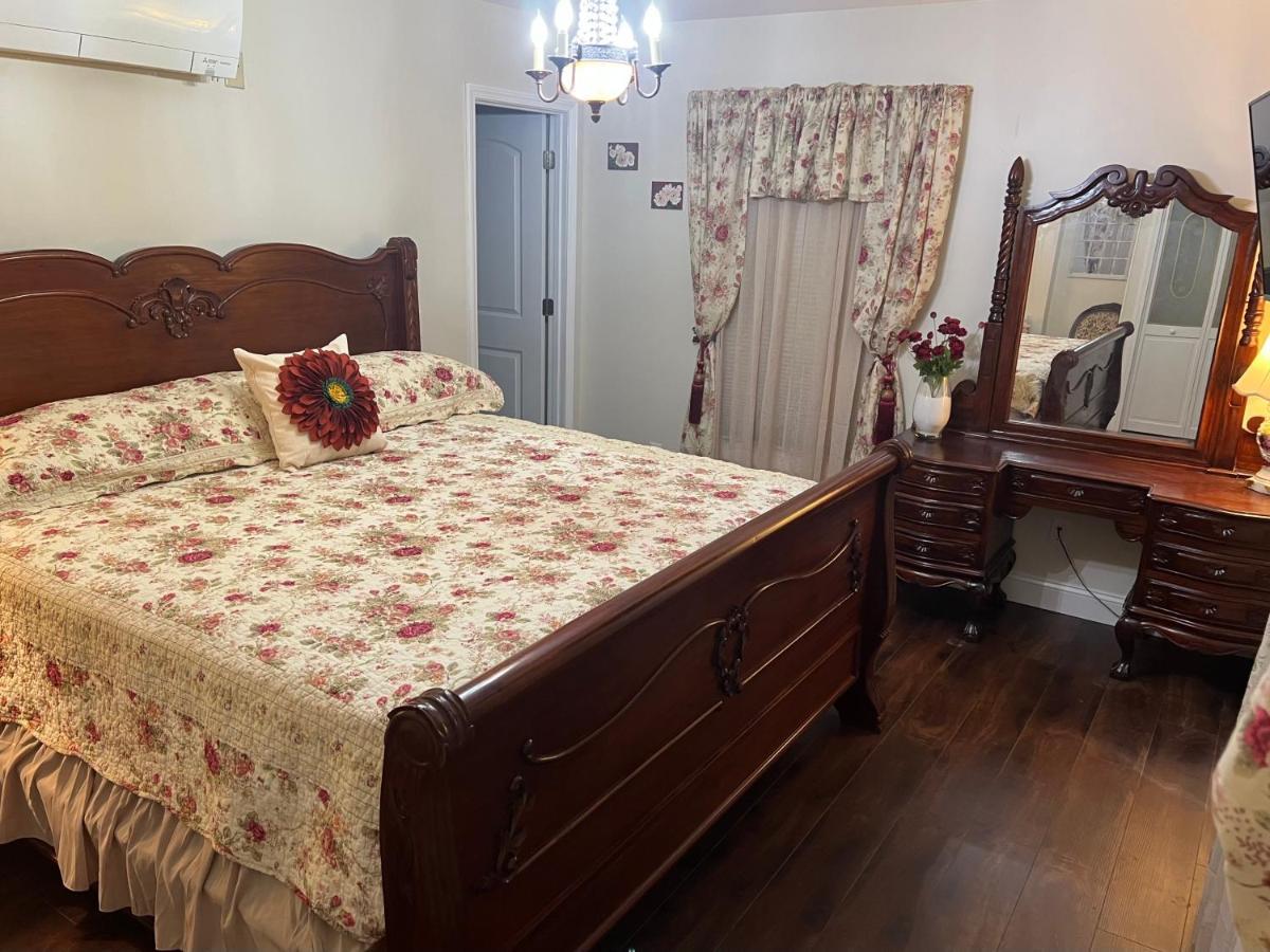Holland Farmhouse Inn B&B Exterior photo