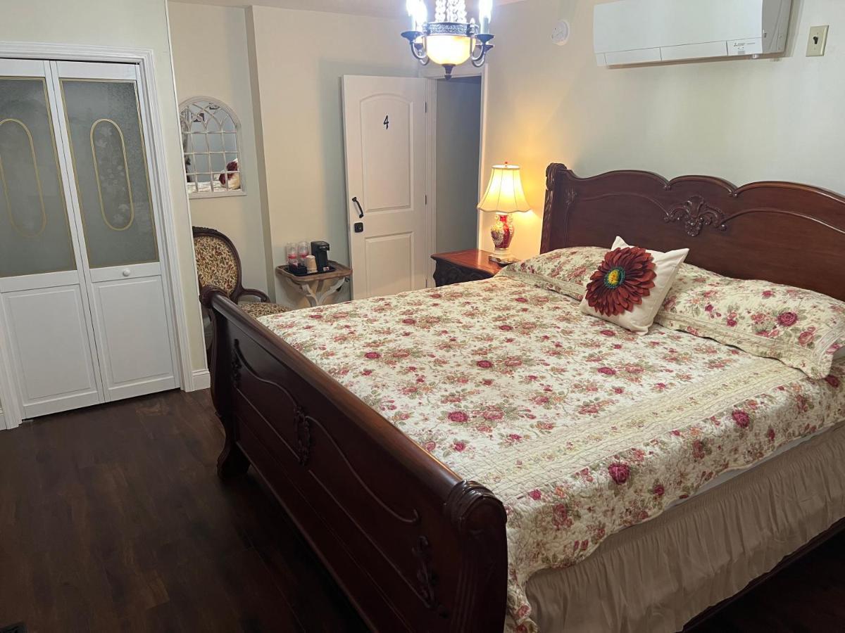 Holland Farmhouse Inn B&B Exterior photo